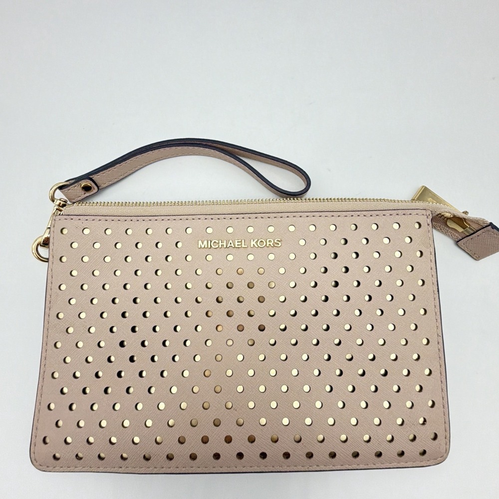 Michael Kors Wristlet Wallet Women OS Pink Excellent Perforated Gold-Tone Clutch